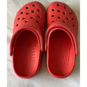 Crocs Classic Clog Shoes Red With a Lady Bug Size XS 4-5